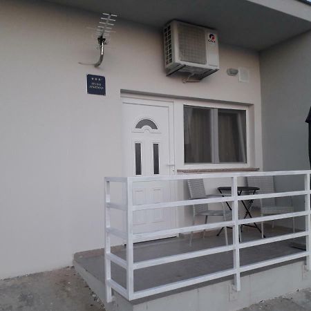 Studio Apartment Matija Подстрана Экстерьер фото