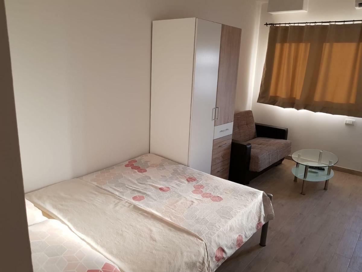 Studio Apartment Matija Подстрана Экстерьер фото