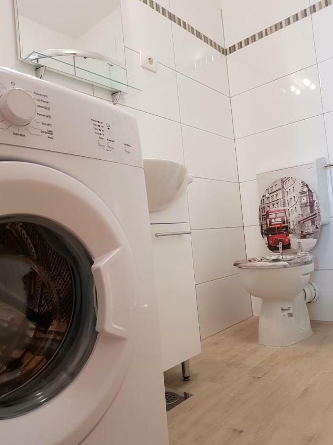 Studio Apartment Matija Подстрана Экстерьер фото
