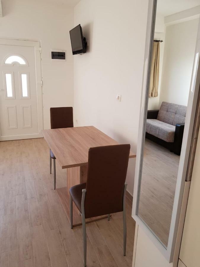 Studio Apartment Matija Подстрана Экстерьер фото